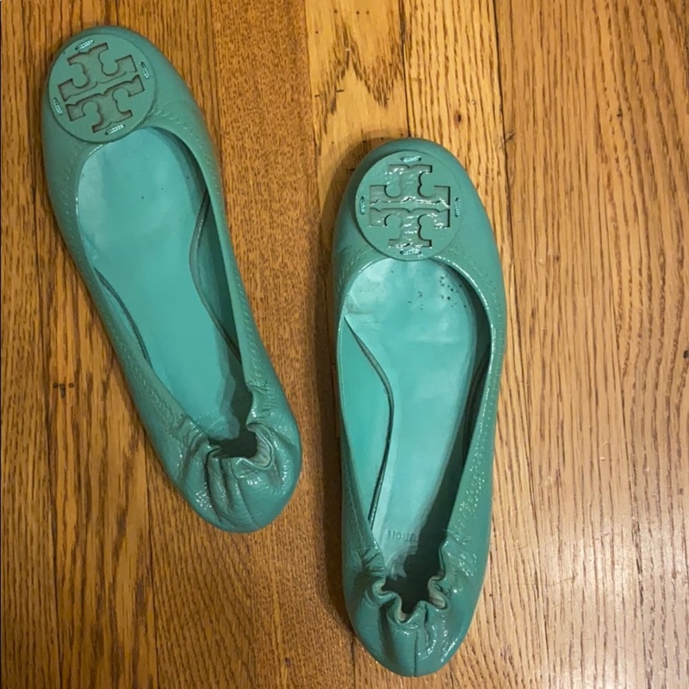 LIGHTLY WORN Turquoise Tory Burch Flats